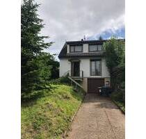 Wannemacher Immobilien **** Einseitig angebautes Wohnhaus in ruhiger schöner Lage von Merchweiler ****