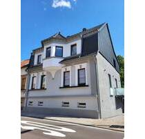 Wannemacher Immobilien **** Schönes geschmackvolles 2 Familienhaus, voll vermietet in Top Lage von St.Ingbert **** - Sankt Ingbert St. Ingbert