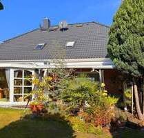 Landsberg OT Queis: Einfamilienhaus mit Wintergarten, Pool, Sauna, Garage, Keller - Landsberg-Queis