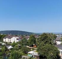Helle 3,5-Zimmer-Komfortwohnung mit Balkon, Weitblick und Pkw-Stellplatz - Bad Kreuznach
