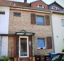 Charmantes Reihenmittelhaus mit Garten, Terrasse und Balkon in zentraler Lage von Worms