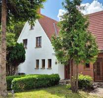 +++PROVISIONSFREI+++Verkauf einer großzügigen Doppelhaushälfte mit 2 Fewo´s in sehr ruhiger Wohnlage von Zingst