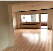 PROVISIONSFREI! Modernisierte Helle 3,5 Zimmer Wohnung mit Carport und Vorgarten - Darmstadt