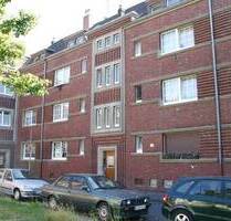 bezugsfertige Wohnung im III. OG mit Schräge - Duisburg Marxloh