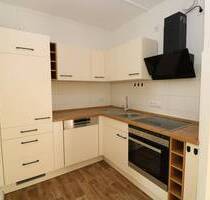 Flugzeuge im Bauch - 4-Raum-Familienwohnung mit Einbauküche und Balkon - Freiberg