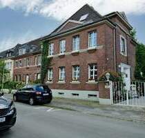 Investition mit Zukunft - Zweifamilienhaus mit bestehendem Wohnrecht - NUR im Erdgeschoss! - Krefeld Stadtmitte