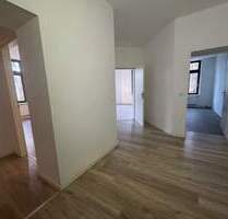 TOP Whg. mit modernen Laminat - große Küche u.v.m. - Chemnitz Sonnenberg