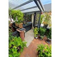 Schönes Einfamilienhaus mit Garage und Balkon, in idyllischer Lage auf Niederwerth