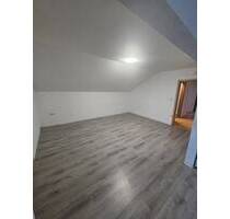 Geräumige 3-Zimmer-Wohnung - 850,00 EUR Kaltmiete, ca.  110,00 m² Wohnfläche in Bogen (PLZ: 94327)