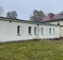 Ehemaliges Wasserwerk im Grünen - Schleife