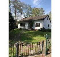 1727 m² Grundstück mit Einfamilienhaus, altem Baumbestand sowie Teich - Bremen Burg-Grambke