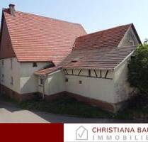 WOHNHAUS ZUM SANIEREN AUF GROSSEM GRUNDSTÜCK: Balingen-Roßwangen