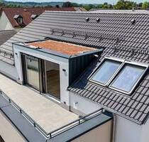 3-Zimmer-Penthouse mit Weitblick auf Martinskirche & Burg Trausnitz! - Landshut West