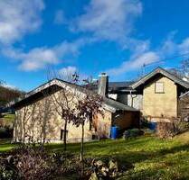 Luxus und Ruhe in Grenznähe – Großzügiges Einfamilienhaus mit 2 Wohneinheiten - Heilbach