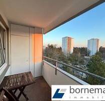 Tolle Fernsicht! Neuselsbrunn! Renovierte 3-Zimmer-ETW mit Südloggia + Stellplatz! - Nürnberg Langwasser - Nordwest