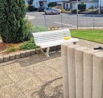 Gepflegtes Mehrfamilienhaus mit Balkonen und Stellplätzen - Lampertheim Hofheim