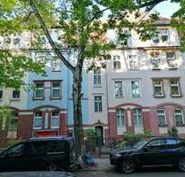 Diskret vermarktet: Altbau-MFH mit ca. 220?m² Wfl., 4 WE & Ausbaupotenzial - Faktor ca. 20 - Berlin Borsigwalde
