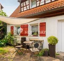 Schönes Bauernhaus mit 6 Zimmern und Garage in sehr guter Lage - Stein Deutenbach