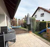 Traumhafte 4,5-Zimmer-Wohnung mit Südterrasse & Garten in Singen-Bohlingen - Singen (Hohentwiel)