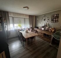 Gepflegtes Zweifamilienhaus mit Terrasse und Garage in Fichtenau