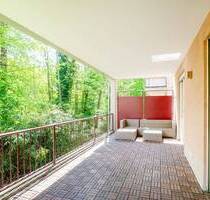 Großzügige Terrassenwohnung. An der Isar im Grünen gelegen. - München Herzogpark