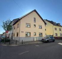 Zweifamilienhaus in zentraler Lage - Mannheim / Neckarau