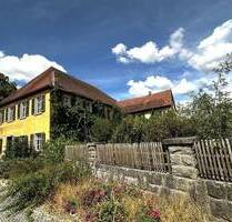 Ehemaliger denkmalgeschützter Gutshof mit vielen Möglichkeiten - Ipsheim