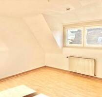 AB AUGUST: 3 Zimmer mit Wannenbad und großem Garten in 2-Familienhaus! - Bodenfelde