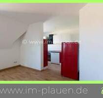 Plauen-Neundorf: 2-Zimmer-Dachgeschosswohnung mit EBK & Stellplatz