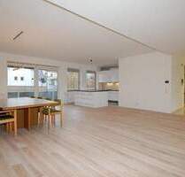 Modernes und Schönes Apartment mit Balkon in Stuttgart-Degerloch