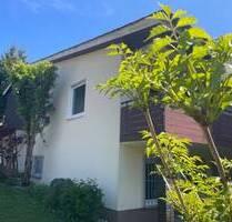 *NEU* FREISTHENDES SPLIT-LEVEL ARCHITEKTENHAUS IN BELIEBTER RUHIGER LAGE! GLEICH ANRUFEN UND TERMIN VEREINBAREN! - Wiesbaden Südfriedhof