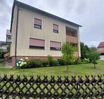 Großzügiges 2 Familien Wohnhaus mit ca. 192 m² auf drei Ebenen mit 581 m² Grundstück in Waidhaus – Oberpfalz zu verkaufen