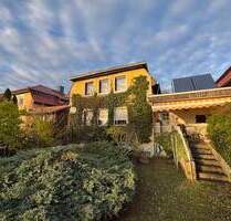 482: Charme einer italienischen Finka: Sonniges Einfamilienhaus mit viel Wohnraum - Wermsdorf