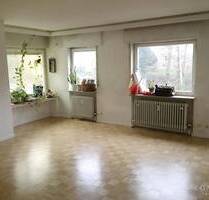 Sonnige 3 12 Zimmer-Wohnung mit 2 Balkonen - Stuttgart Kaltental