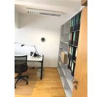 Einzelbüro Innenstadtlage gepflegter Bürokomplex Küche, WC und Empfangsraum 5. Stock mit Fahrstuhl 750 € alles inklusive - Hamburg Hamburg-Altstadt