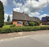 Charmantes Einfamilienhaus mit Anbau, großem Garten und ruhiger Lage - Schwabstedt