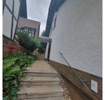 Großzügiges EFH mit Garten und Freisitz - 6er-WG ideal für Studenten oder Familie mit 6 Pers. zentrale Lage in Marburg