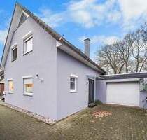 Modernisiertes Ein- oder Zweifamilienhaus in idyllischer Umgebung mit Swimmingpool - Schwanewede