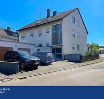 Moderne 4-Zimmer-Wohnung mit Einbauküche und Garage in 91154 Rothaurach