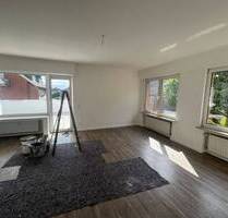 RENOVIERTE VIERZIMMERWOHNUNG MIT GROSSER DACHTERRASSE IN RUHIGER LAGE - Mönchengladbach Lürrip