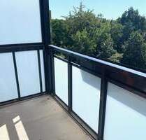 Seltene Chance... Lichtdurchflutete 4-Raum-Wohnung mit Balkon in Bad Düben!