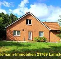 Saniertes Wohnhaus, Teilkeller, Fußbodenheizung, 2 Bäder, elektrische Außenjalousien (Solar) - Hechthausen