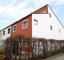 AIGNER - Großzügiges Reiheneckhaus mit Erbpacht in ruhiger Lage Freimanns - München