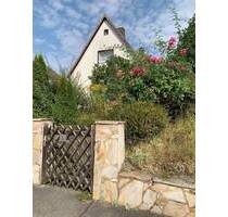 Modernes Einfamilienhaus mit großem Garten - Freistehend und exklusiv! - Rödental Oeslau