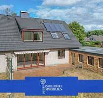 Über 250 ?m² auf 3 Etagen | modernisiert | 4 Bäder | ausgebauter Keller | sep. Büro | Garage - Kaltenkirchen