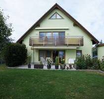 Hauptstadtmakler-Attraktives Haus auf großem Sonnengrundstück - Kuschkow