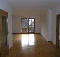 Gepflegte 3-Zimmer-Eigentumswohnung mit Süd-Balkon und Garage - Schnaittach-Hedersdorf