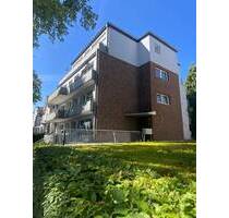 3 - Zimmerwohnung in bevorzugter Wohnlage - St. Jürgen - Villengegend - Lübeck