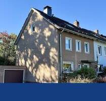 Familienfreundliches Reihenendhaus mit großem Garten in Hamburg Volksdorf