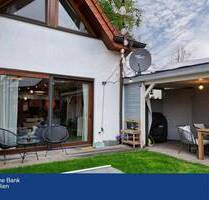 Wohlfühlwohnen mit Pool! Charmantes Reihenendhaus in Gütersloh-Friedrichsdorf
